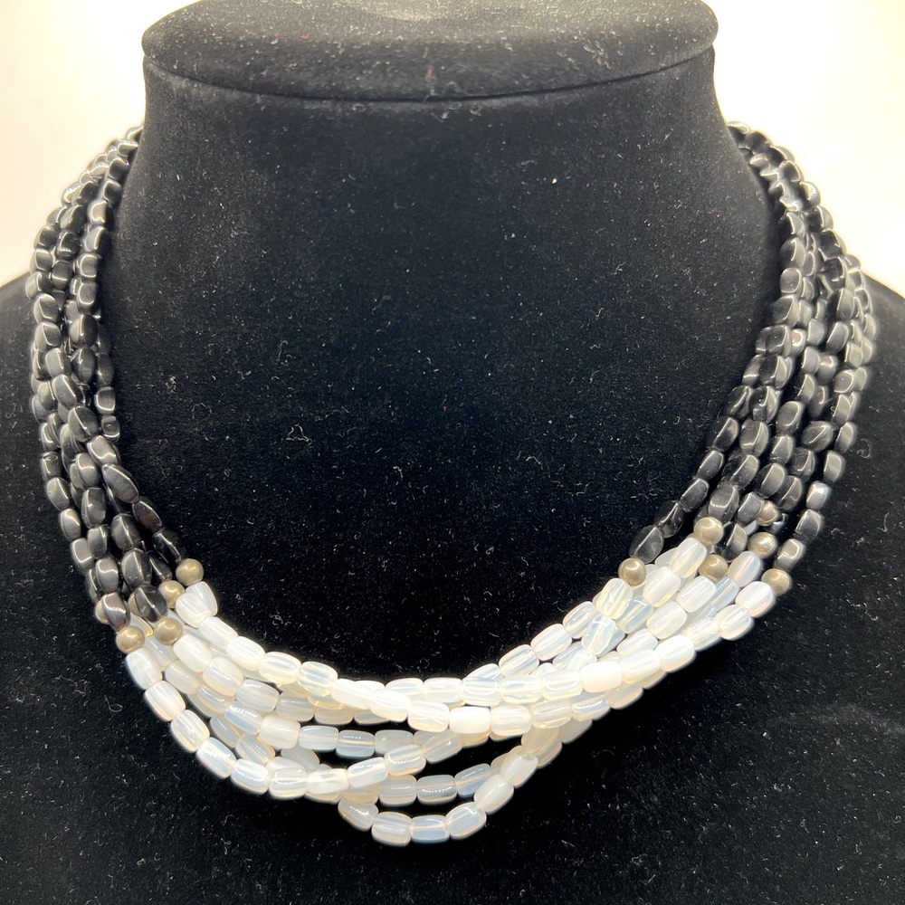 Talbots Black White Seed Bead Necklace Short Style NWT